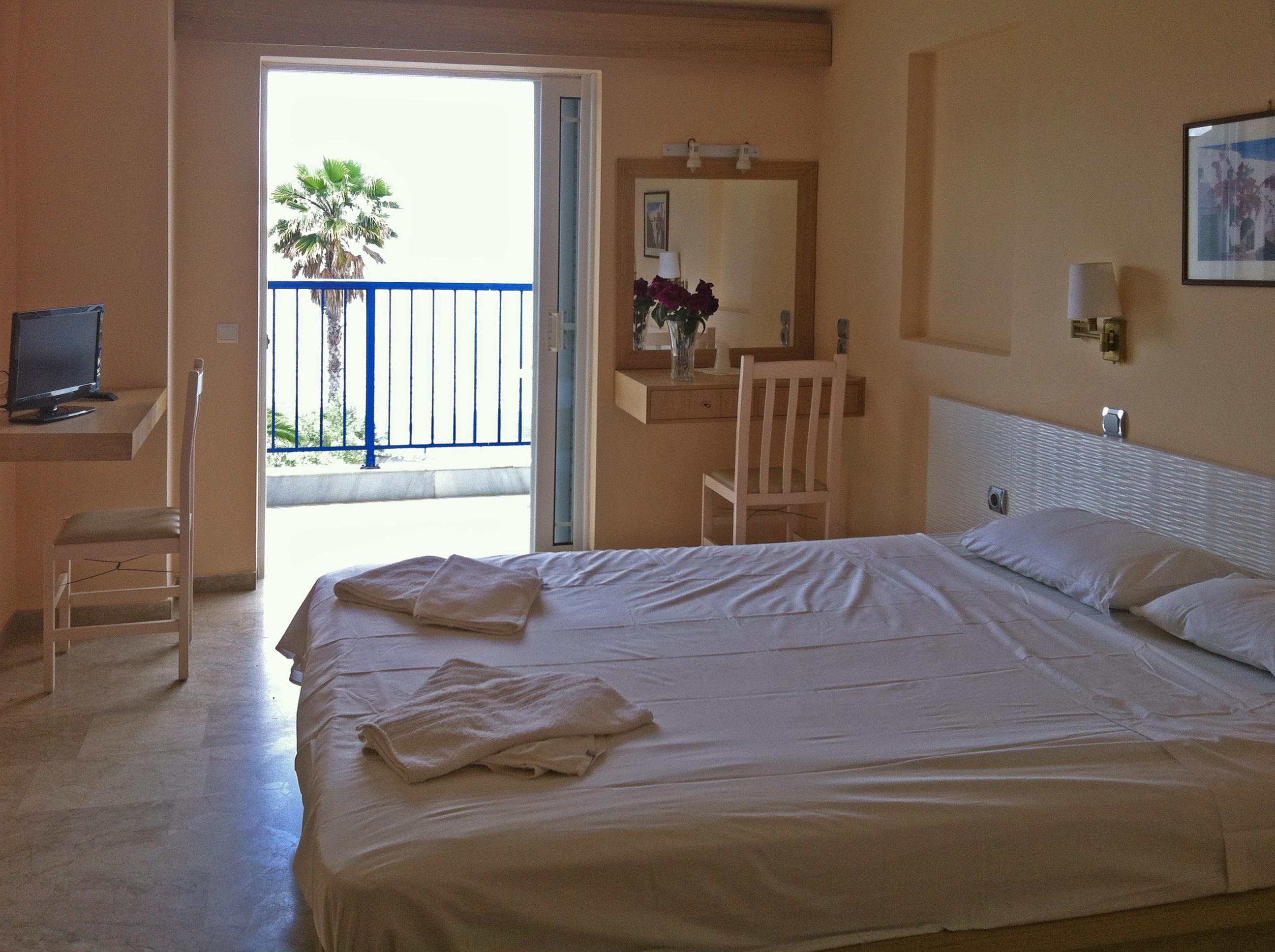 Hotel Golden Sun Finikounta Luaran gambar