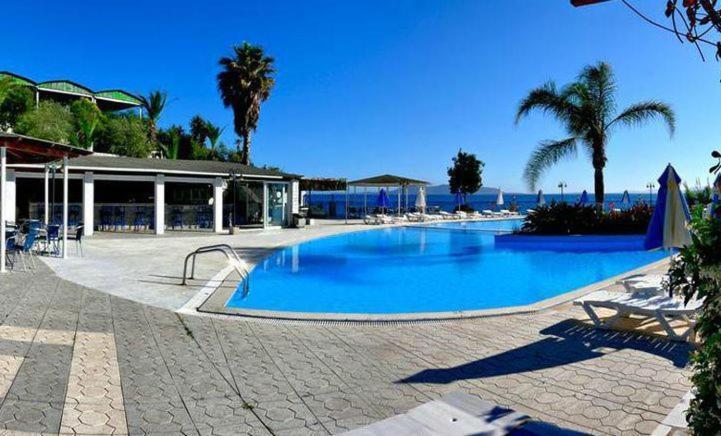 Hotel Golden Sun Finikounta Luaran gambar