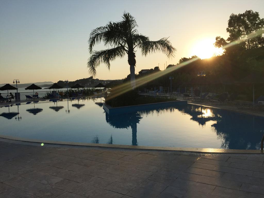 Hotel Golden Sun Finikounta Luaran gambar